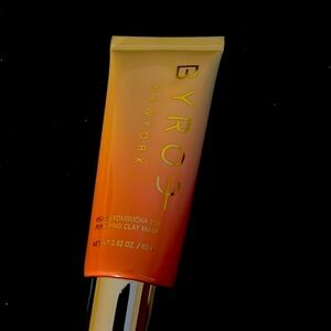 BYROE New York peach Kombu, tea, purifying clay mask